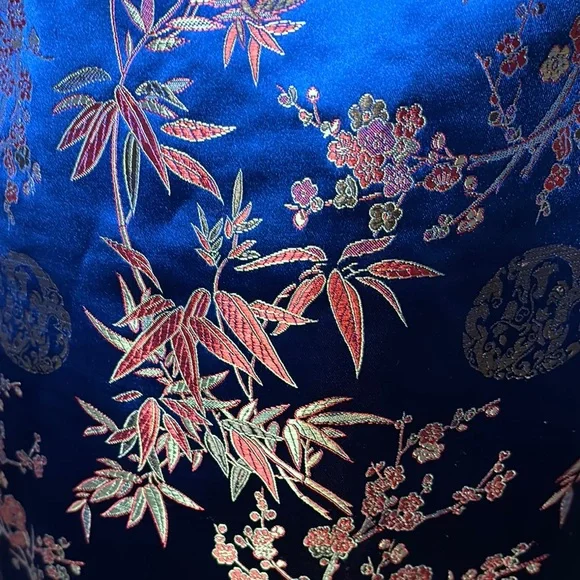 Floral Blue Satin Oriental Dress - Picture 4 of 8